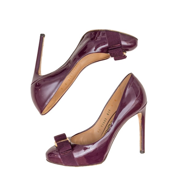 Salvatore Ferragamo Vara Bow Heels – Deep Plum Patent - Size US 6 B - Picture 5 of 14